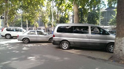 違章停車被拖壞，就該自認倒霉？告訴車主如何獲得賠償