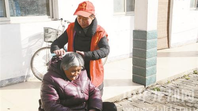 大王莊鄉(xiāng)敬老院開展“傳承雷鋒精神、弘揚時代新風”活動