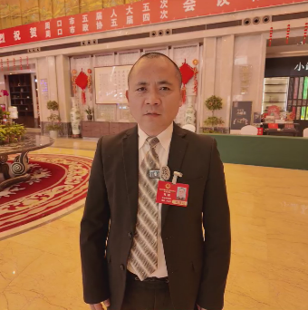 讓每個孩子身上有汗，眼里有光，一生向陽